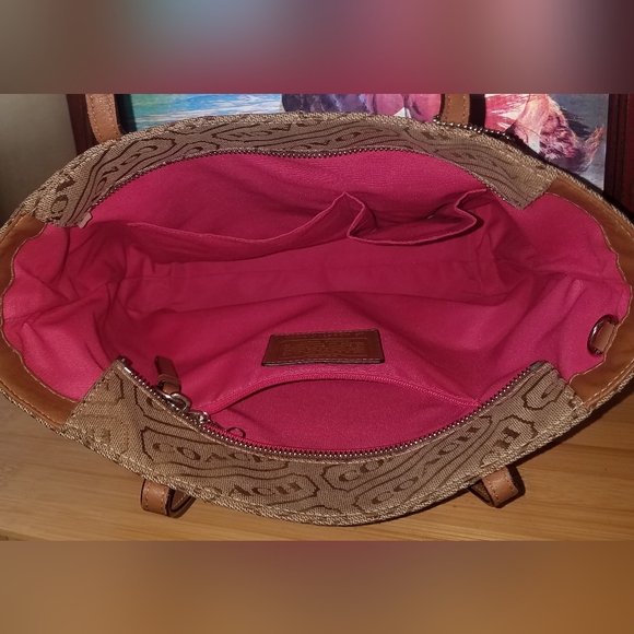 Coach Lozenge Brown Canvas Leather Trim Pink Stripe Zipper Closure Tote Bag - Picture 10 of 13